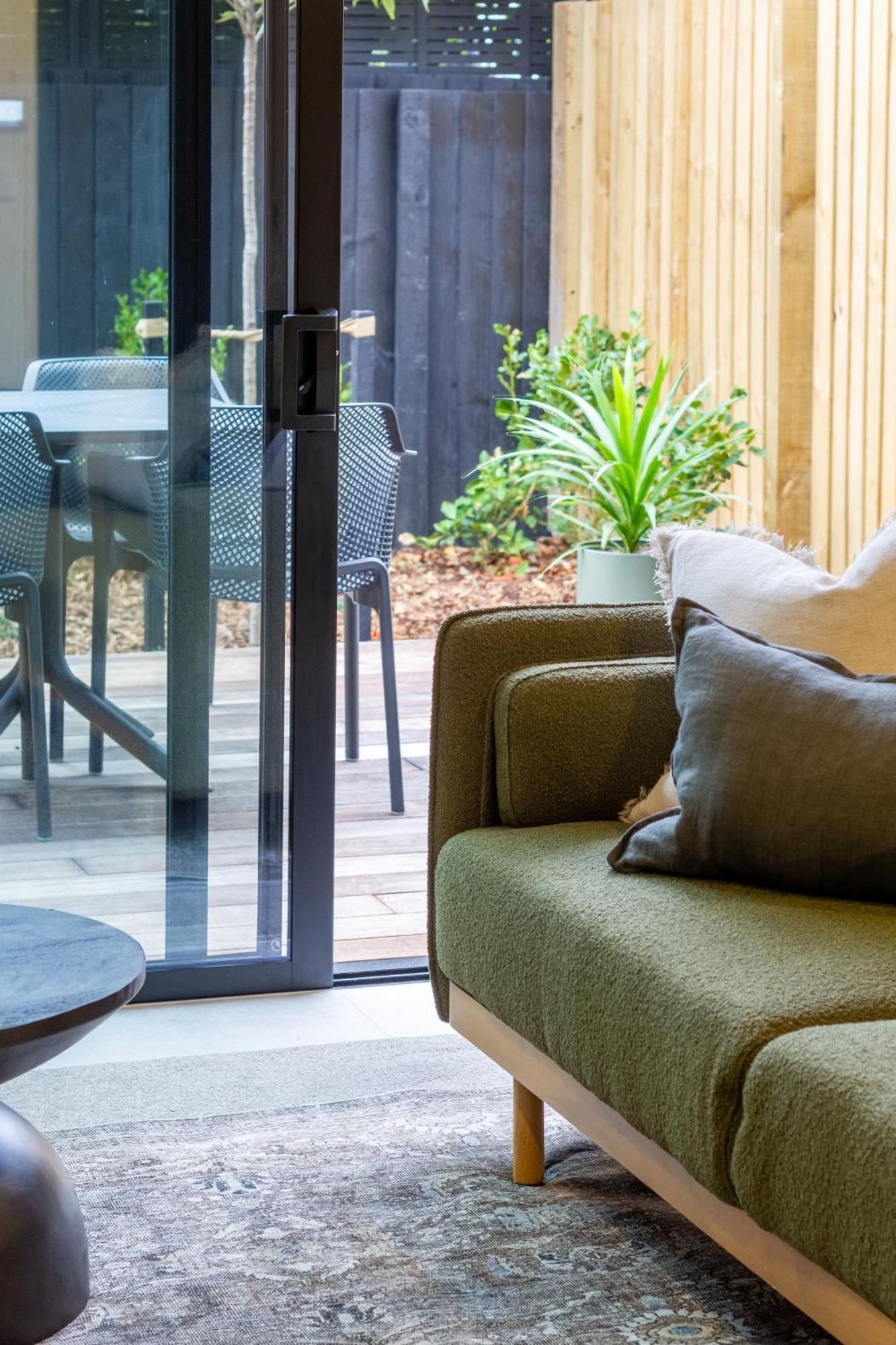 Merivale Gem: 2Br Townhouse Oasis Christchurch Eksteriør bilde